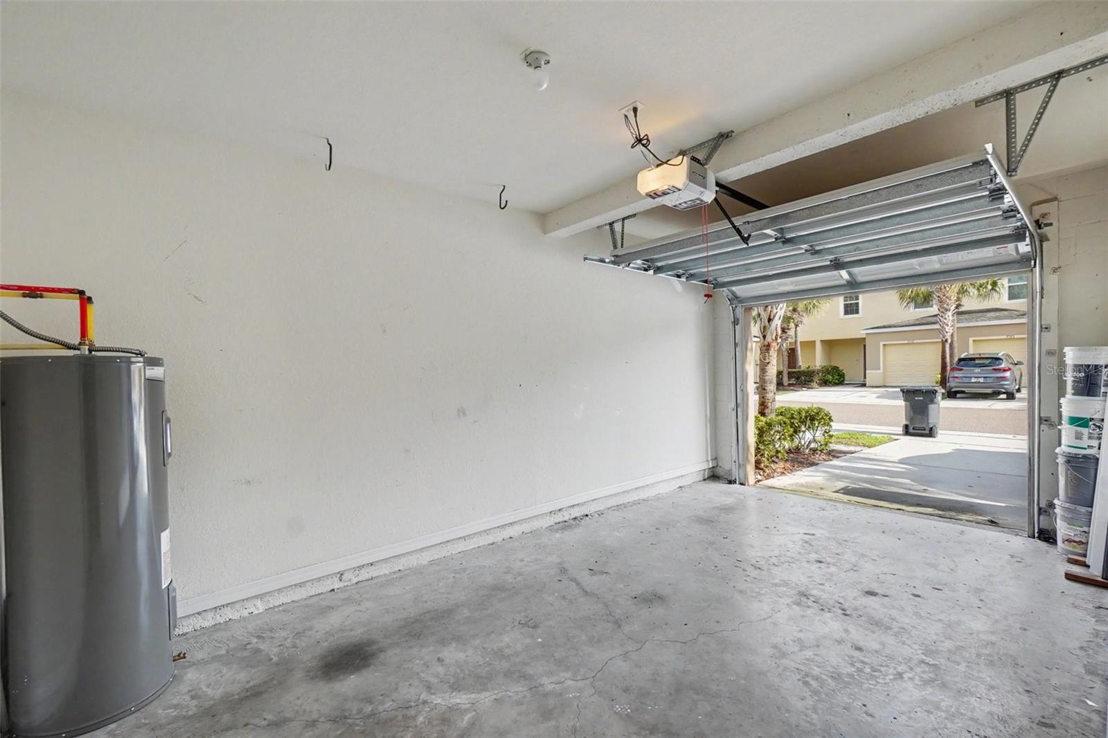9974 HOUND CHASE DR, GIBSONTON, FL, 33534