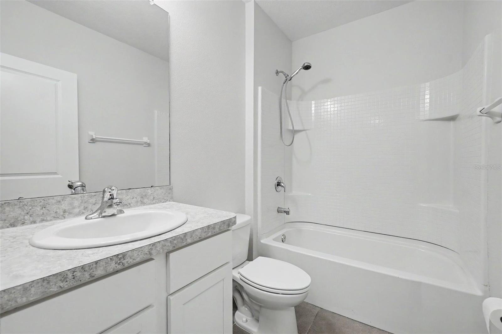 9974 HOUND CHASE DR, GIBSONTON, FL, 33534