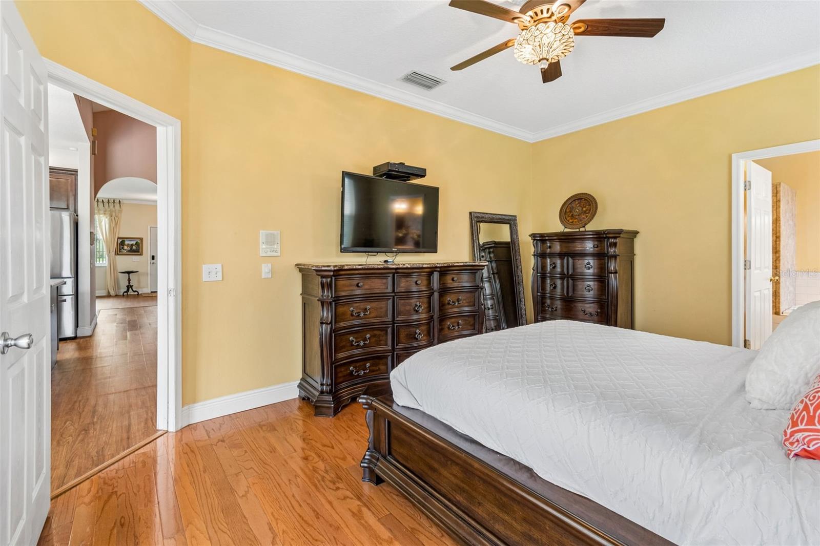 10409 GOLDENBROOK WAY, TAMPA, FL, 33647