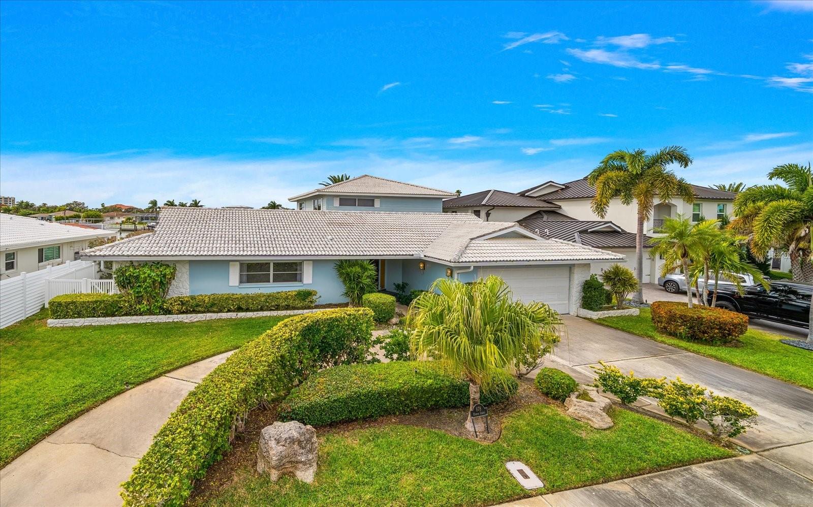 878 HARBOR IS, CLEARWATER BEACH, FL, 33767