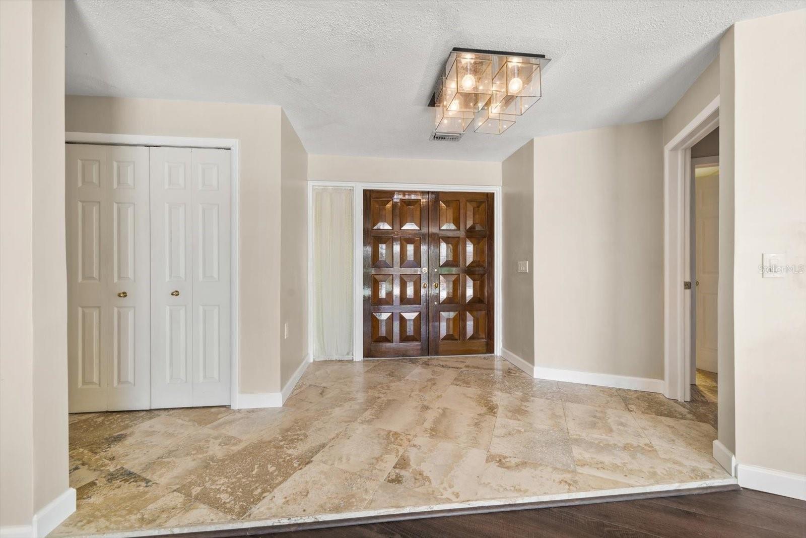 878 HARBOR IS, CLEARWATER BEACH, FL, 33767