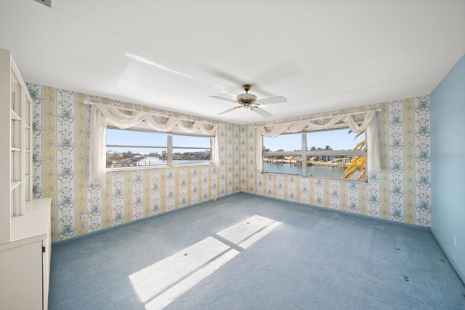 878 HARBOR IS, CLEARWATER BEACH, FL, 33767