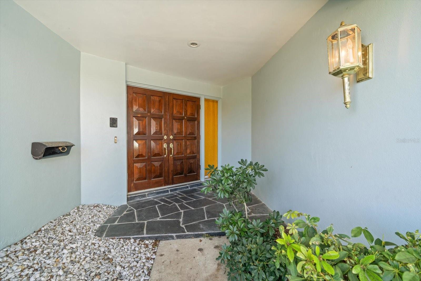 878 HARBOR IS, CLEARWATER BEACH, FL, 33767