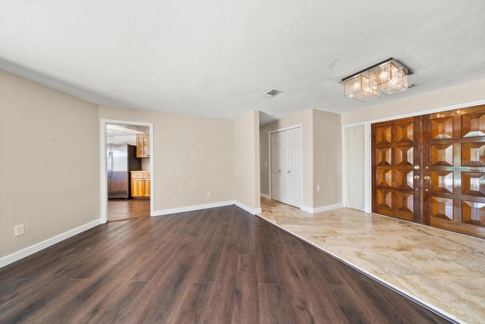878 HARBOR IS, CLEARWATER BEACH, FL, 33767