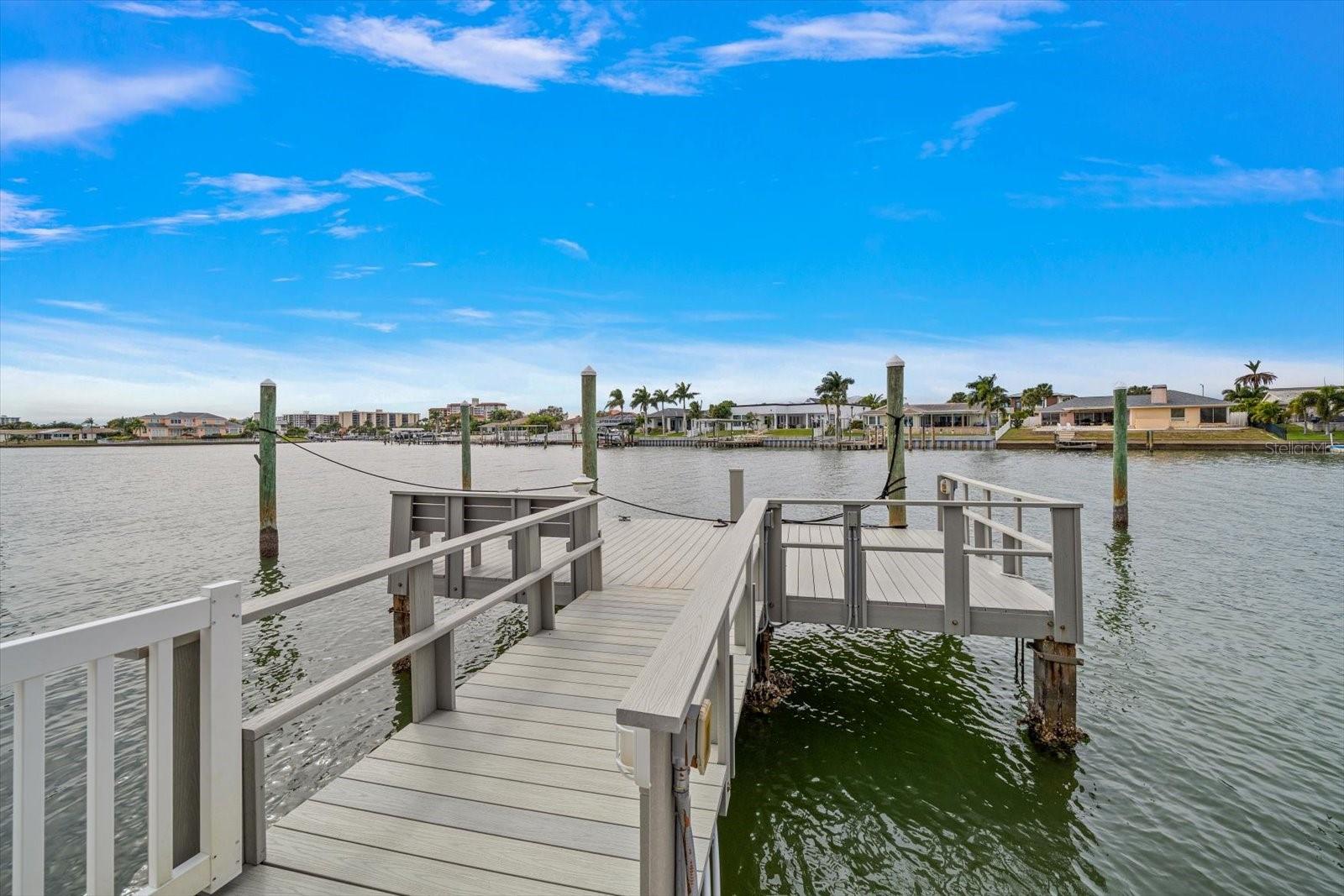 878 HARBOR IS, CLEARWATER BEACH, FL, 33767