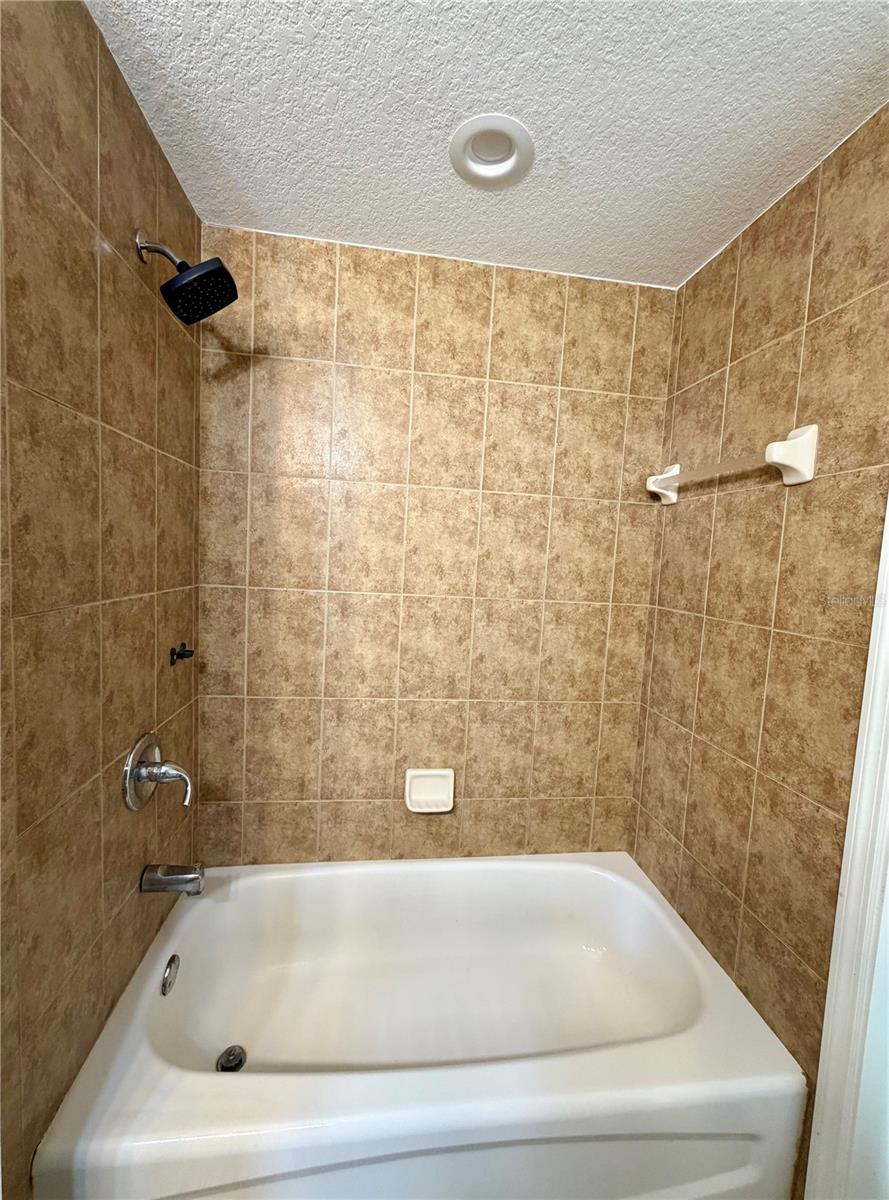 1204 S SAN MATEO DR, NORTH PORT, FL, 34288