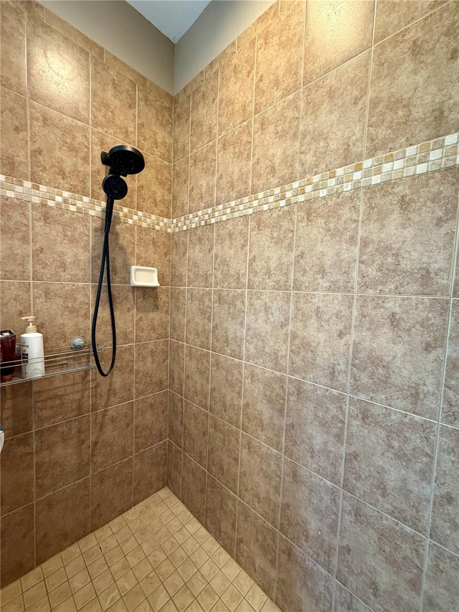 1204 S SAN MATEO DR, NORTH PORT, FL, 34288