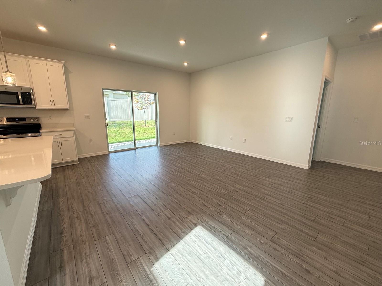 405 EVENTIDE AVE, MASCOTTE, FL, 34753