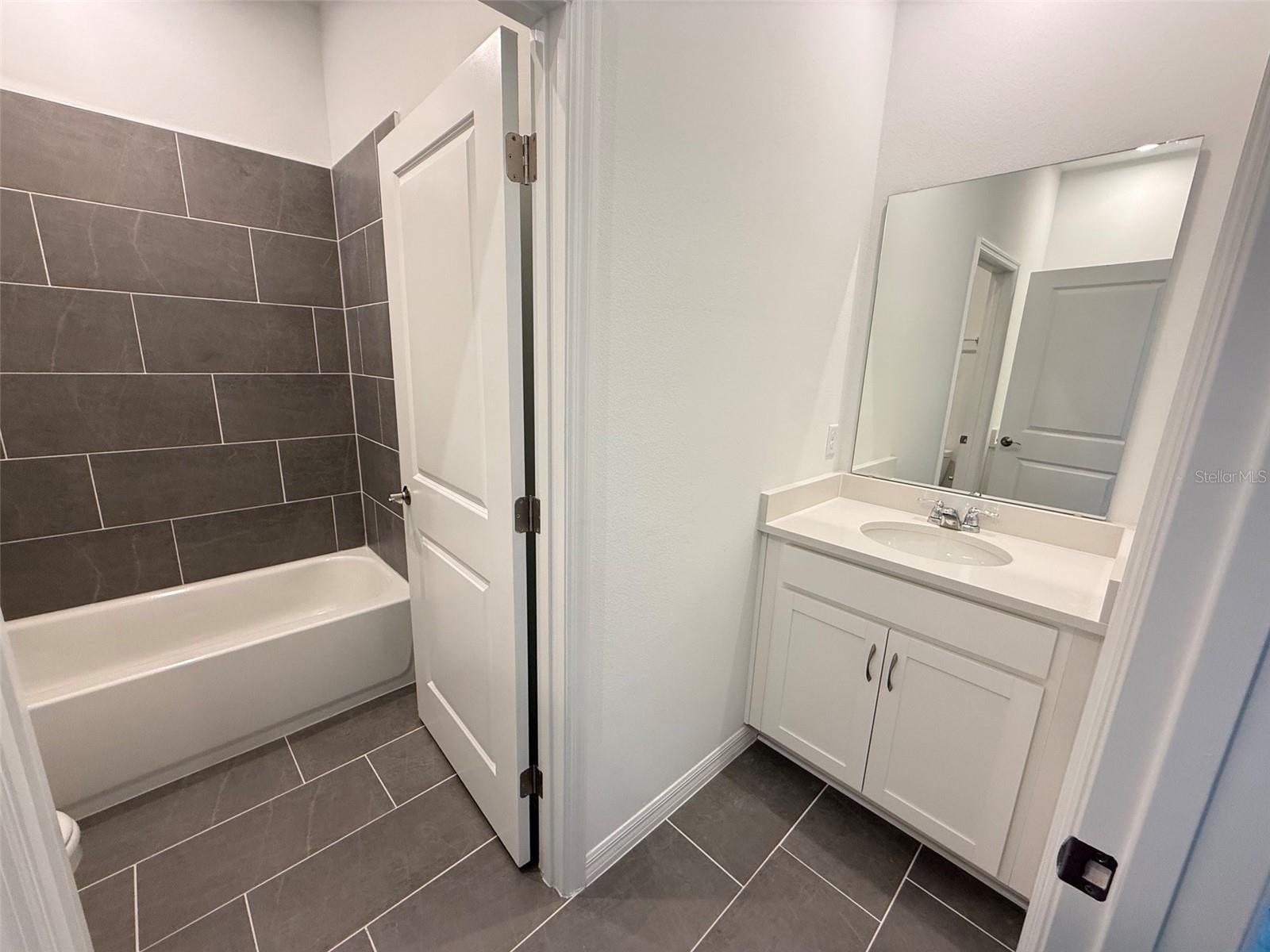 405 EVENTIDE AVE, MASCOTTE, FL, 34753