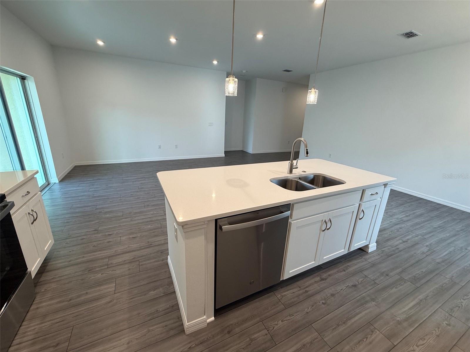 405 EVENTIDE AVE, MASCOTTE, FL, 34753