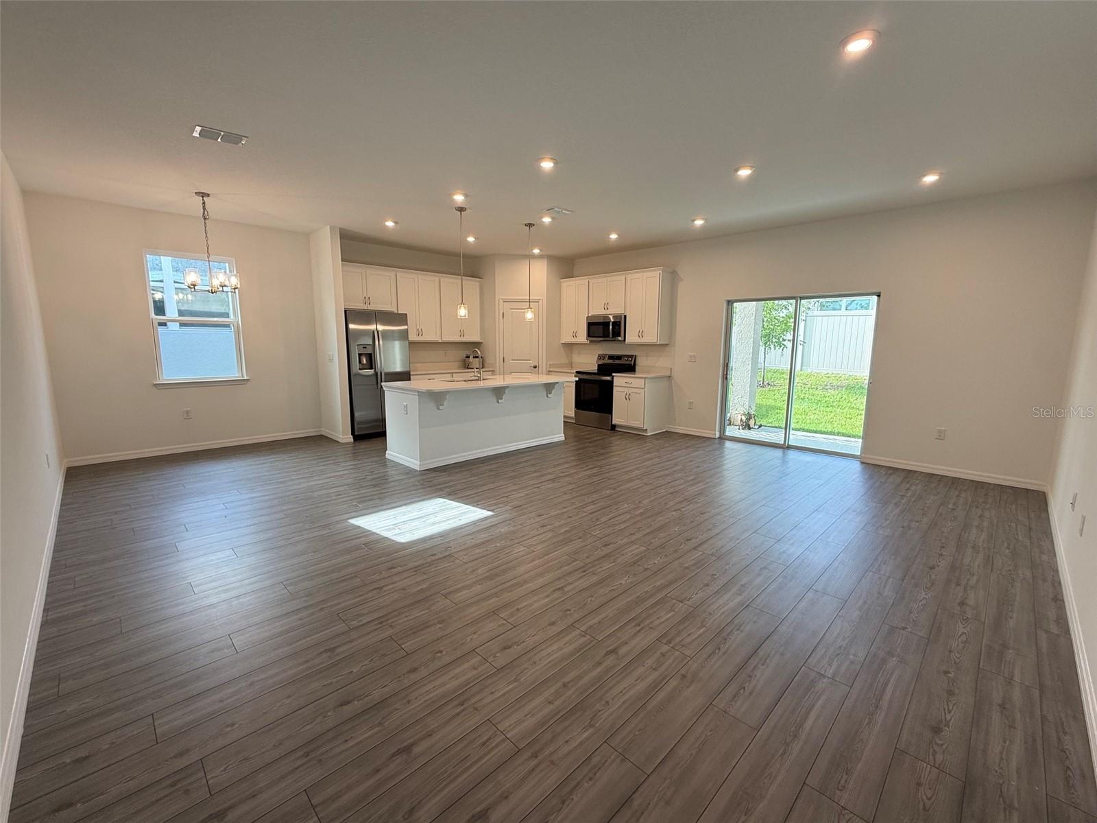 405 EVENTIDE AVE, MASCOTTE, FL, 34753