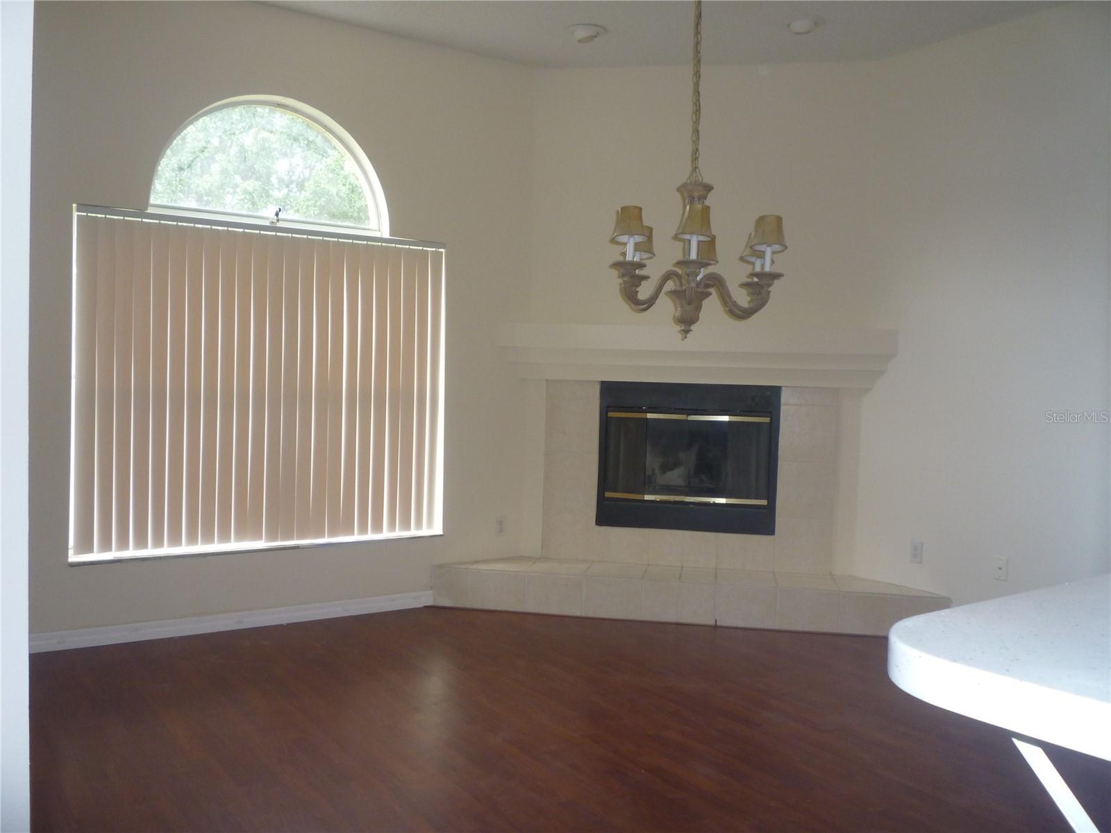150 KNIGHTS HOLLOW DR, APOPKA, FL, 32712