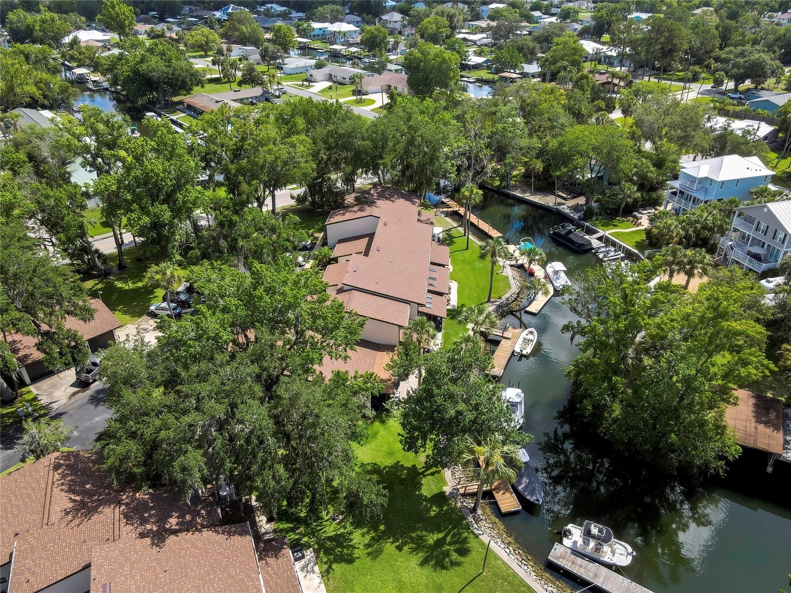 1637 SE PARADISE CIR #106, CRYSTAL RIVER, FL, 34429