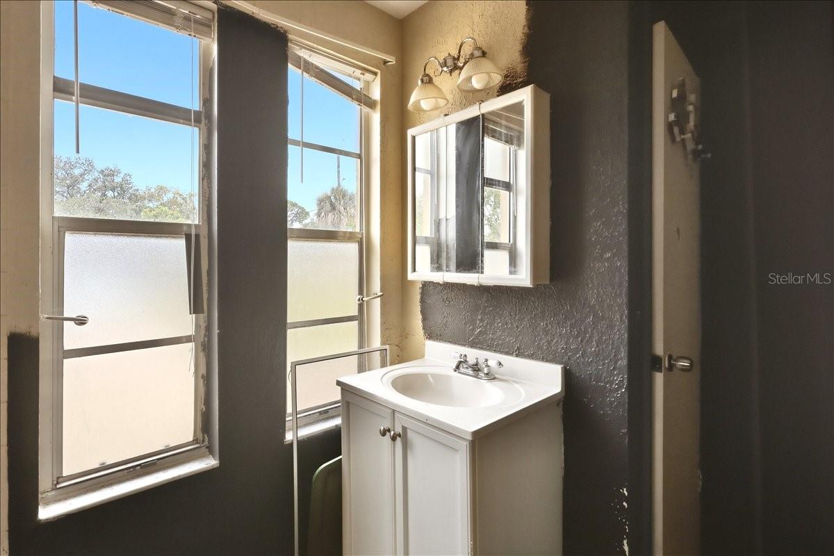 2605 YALE RD, SOUTH DAYTONA, FL, 32119