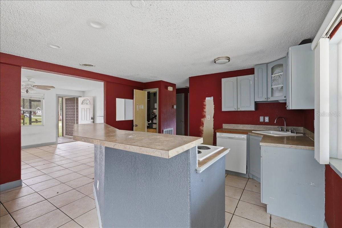 2605 YALE RD, SOUTH DAYTONA, FL, 32119