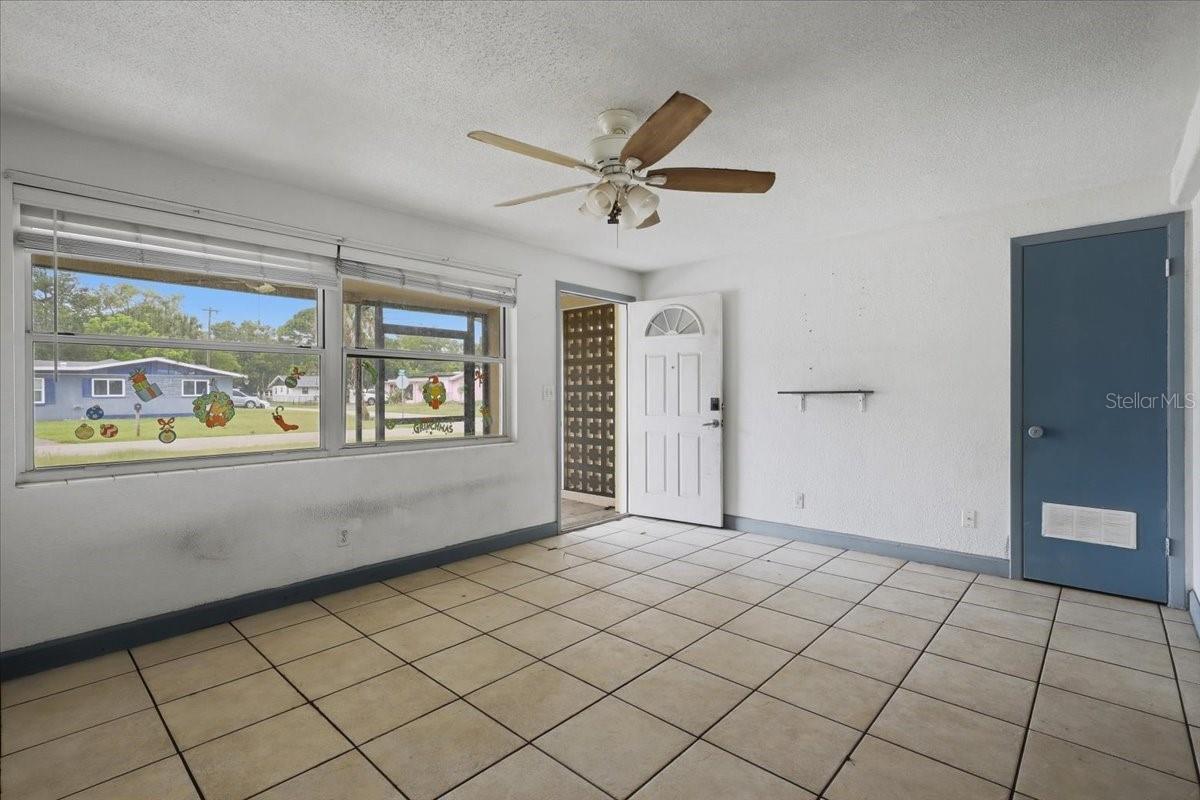 2605 YALE RD, SOUTH DAYTONA, FL, 32119