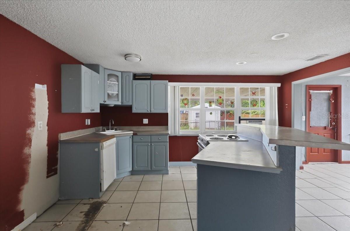 2605 YALE RD, SOUTH DAYTONA, FL, 32119