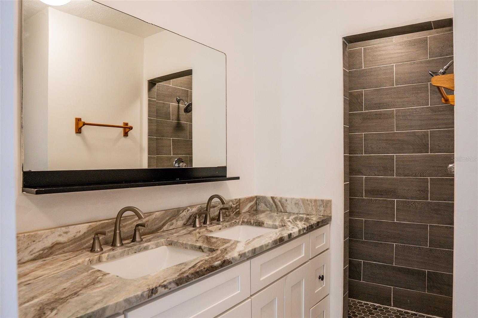 2323 HUNTINGTON GREEN CT #5, ORLANDO, FL, 32839