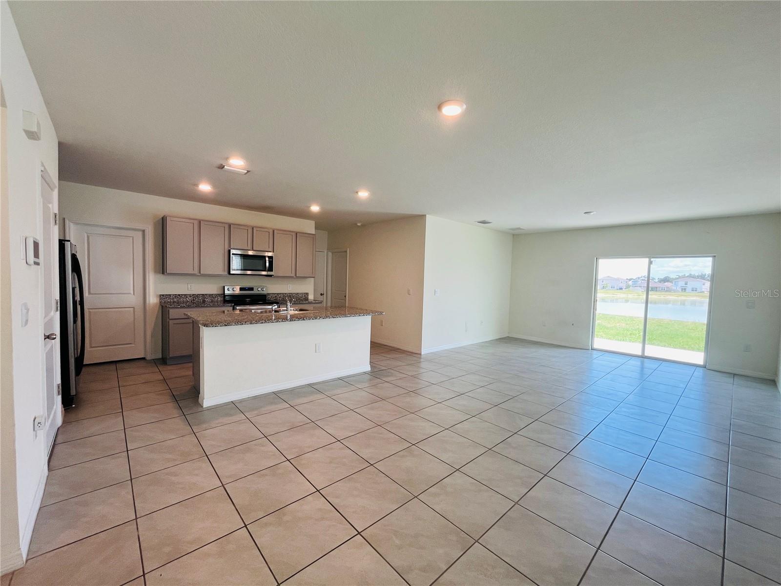 10624 PENNY GALE LOOP, SAN ANTONIO, FL, 33576