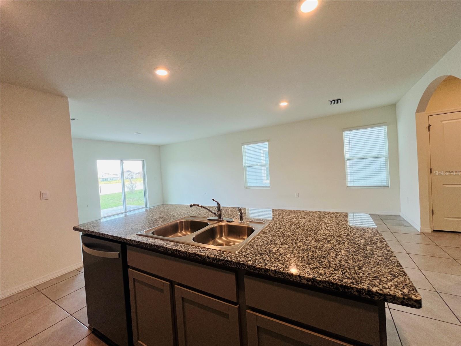 10624 PENNY GALE LOOP, SAN ANTONIO, FL, 33576