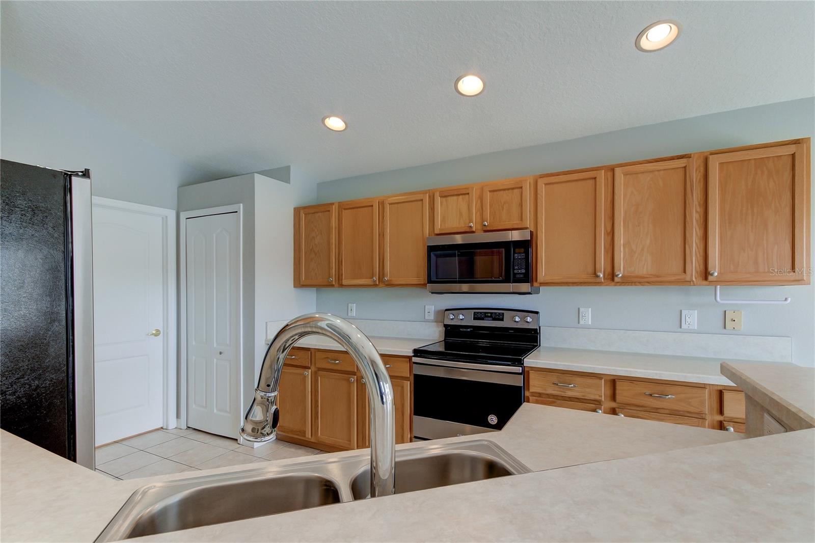 18829 MAISONS DR, LUTZ, FL, 33558