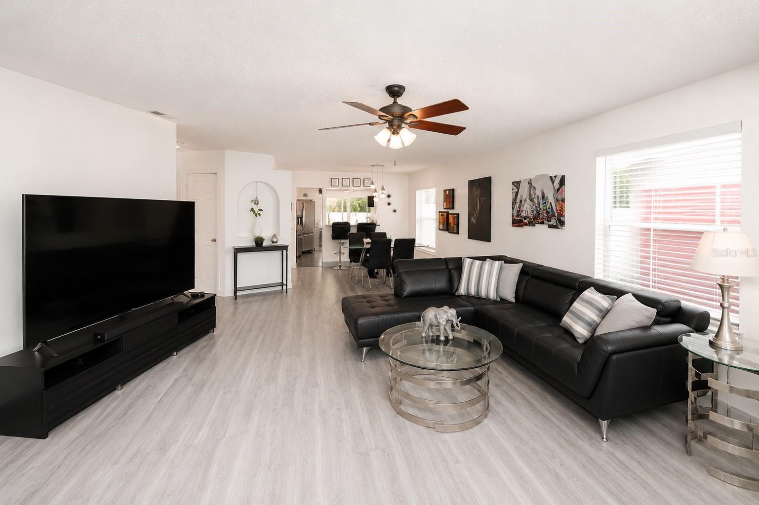 1065 LEWIS AVE, SARASOTA, FL, 34237