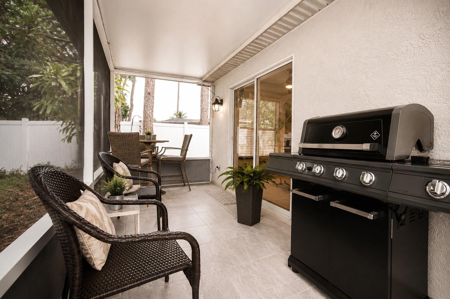 1065 LEWIS AVE, SARASOTA, FL, 34237
