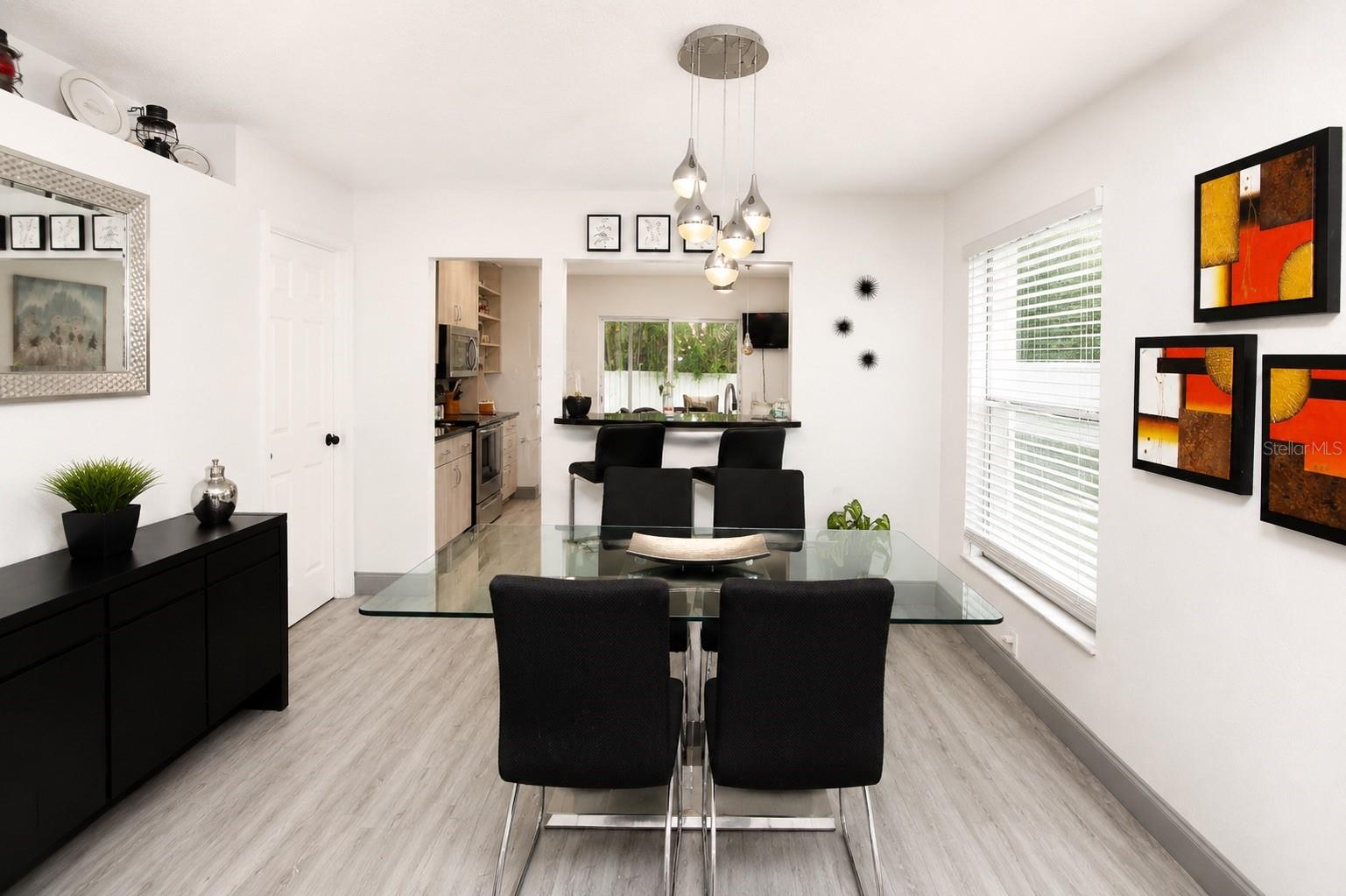 1065 LEWIS AVE, SARASOTA, FL, 34237