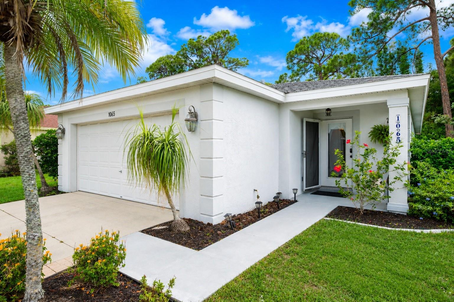 1065 LEWIS AVE, SARASOTA, FL, 34237