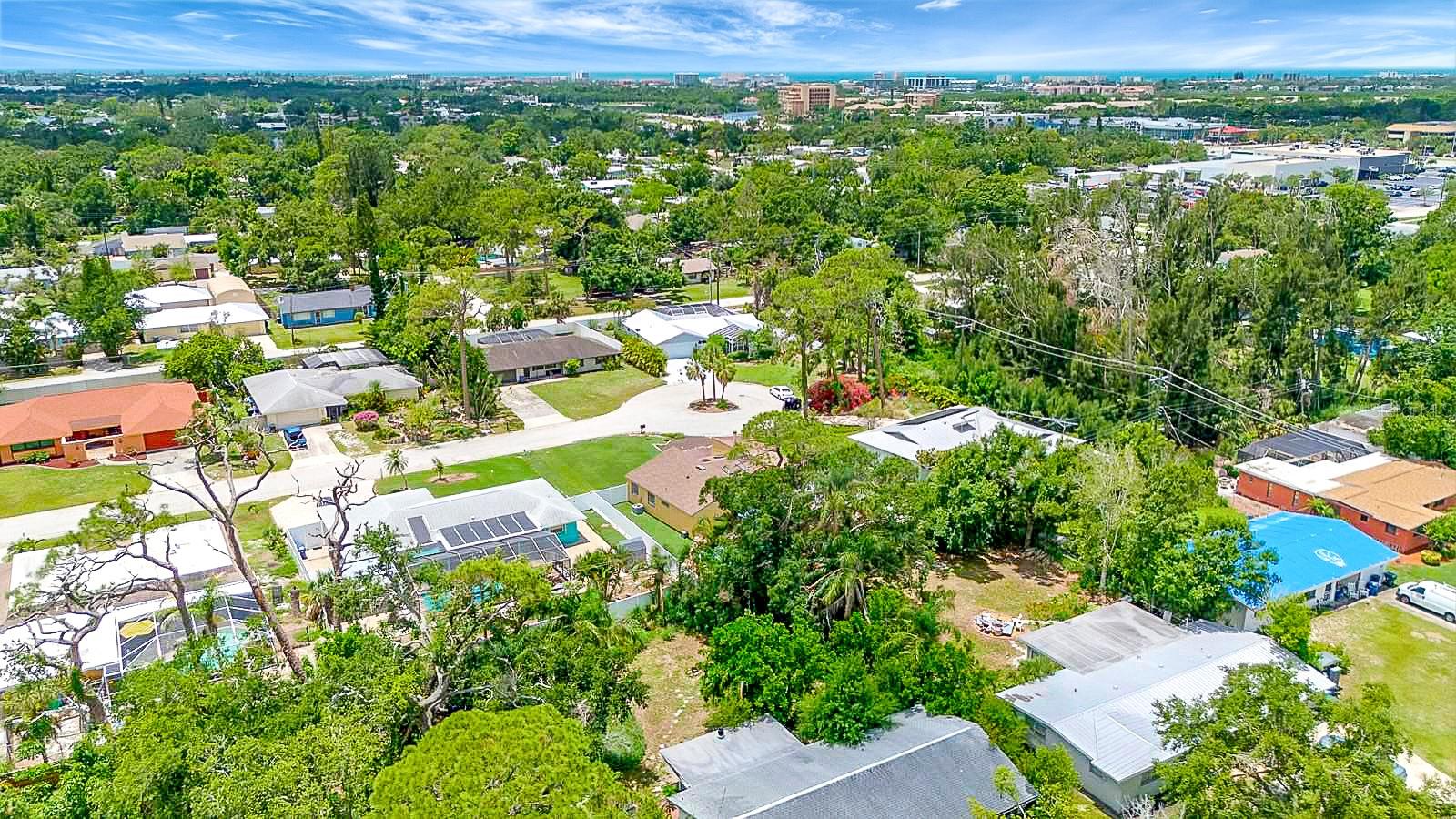 2315 RIVERWOOD PINES DR, SARASOTA, FL, 34231