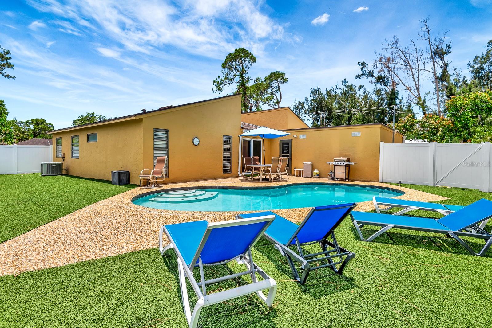 2315 RIVERWOOD PINES DR, SARASOTA, FL, 34231