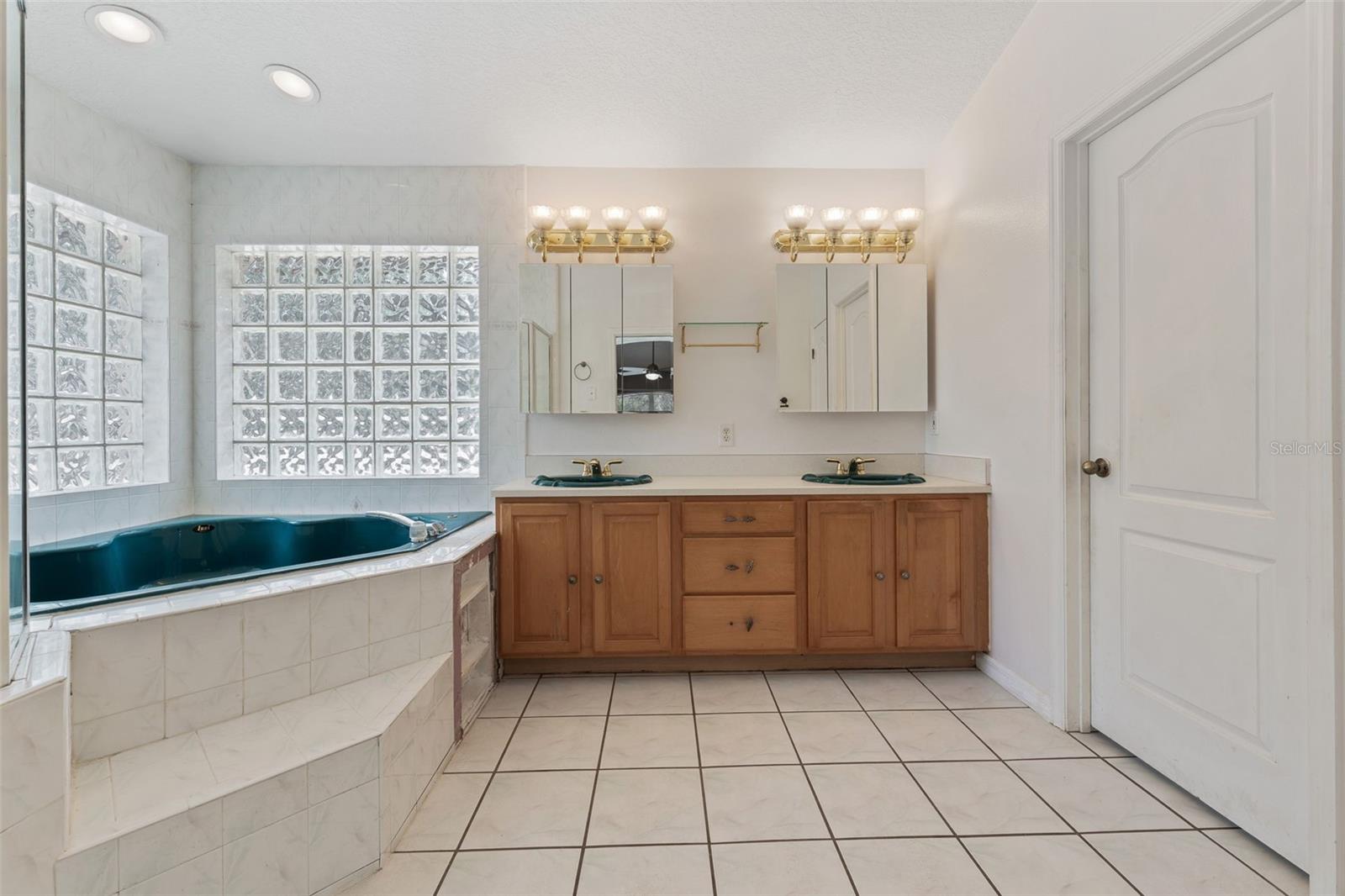25335 MARDON CIR, PAISLEY, FL, 32767