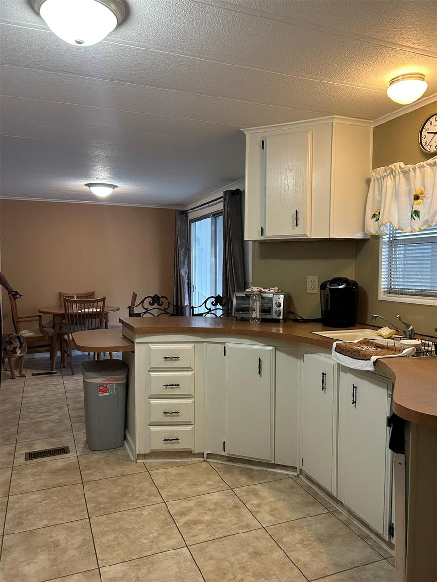 8407 WEATHERFORD AVE, BROOKSVILLE, FL, 34613