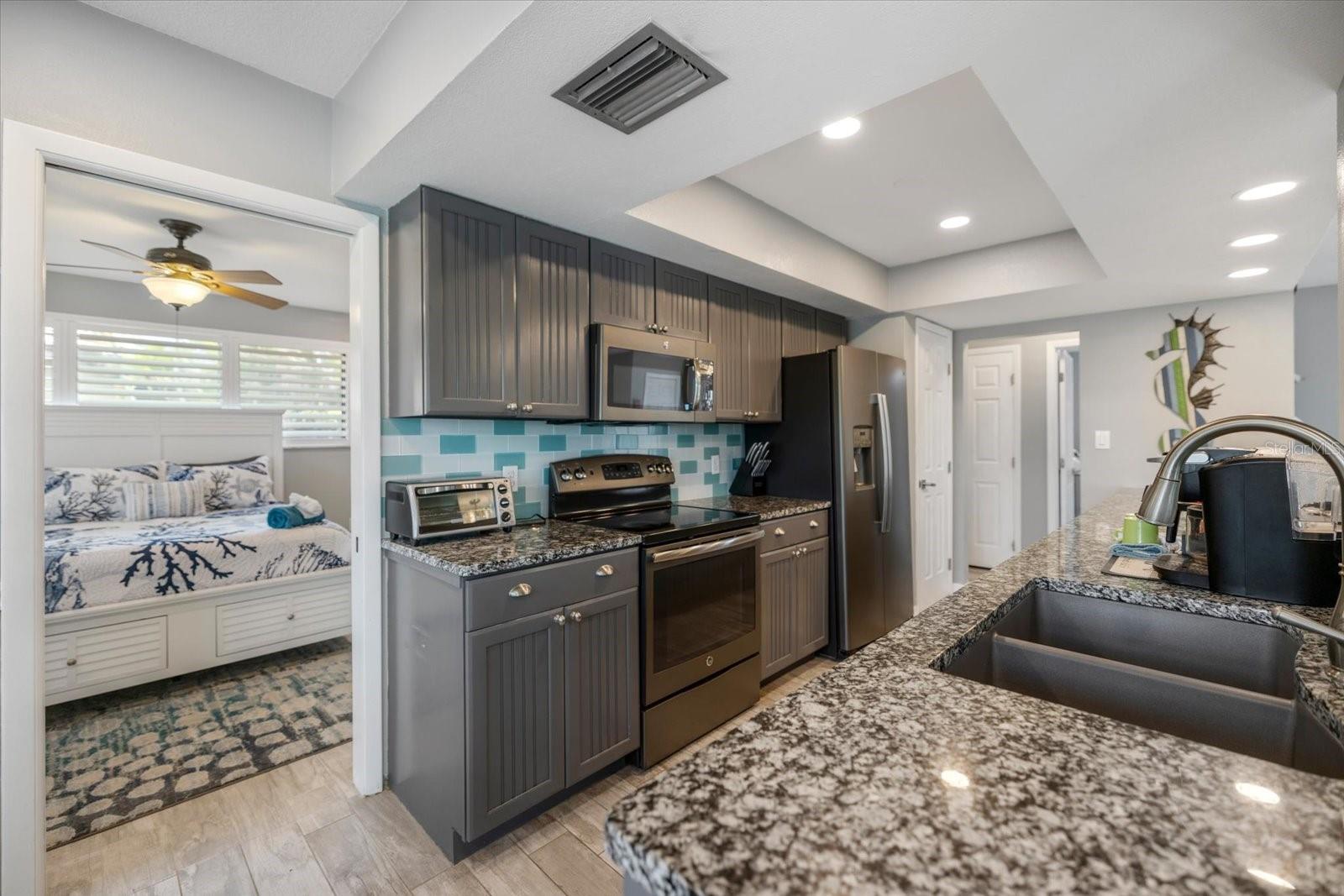 3336 TRIPOLI BLVD, PUNTA GORDA, FL, 33950