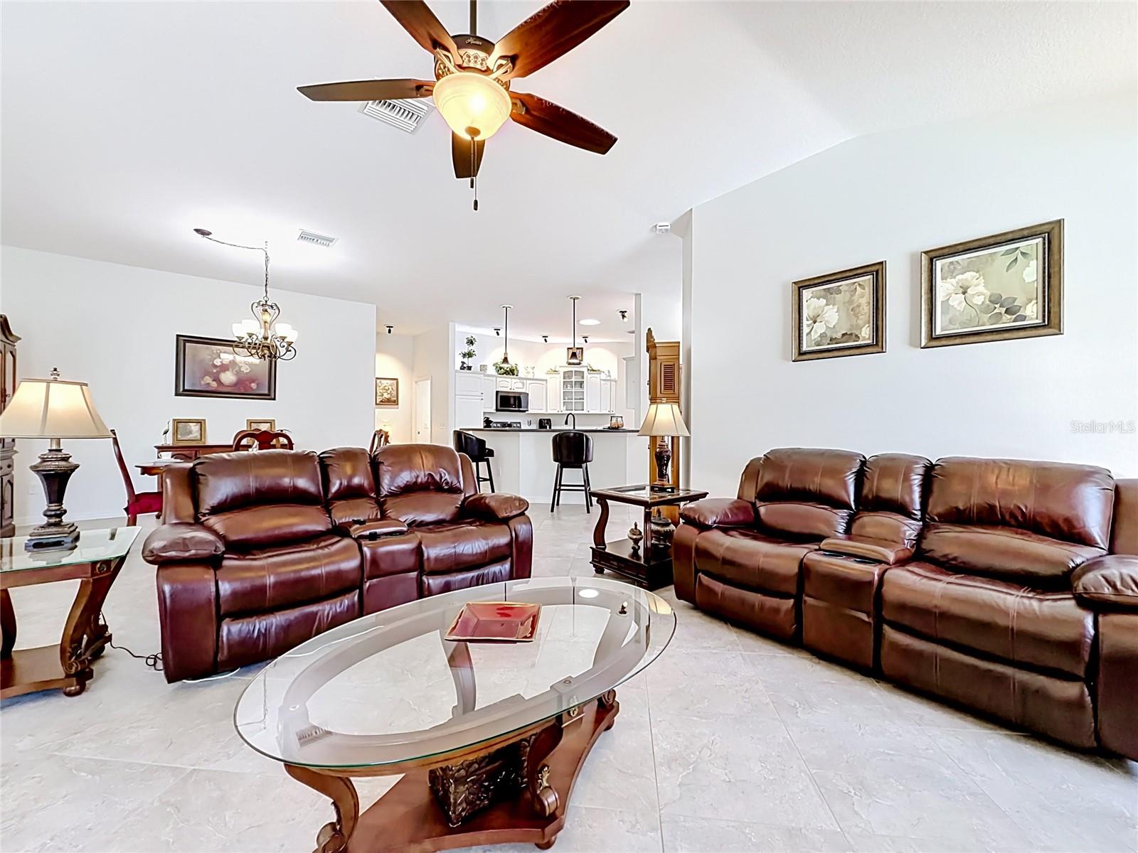 506 DEAUVILLE CT, THE VILLAGES, FL, 32163