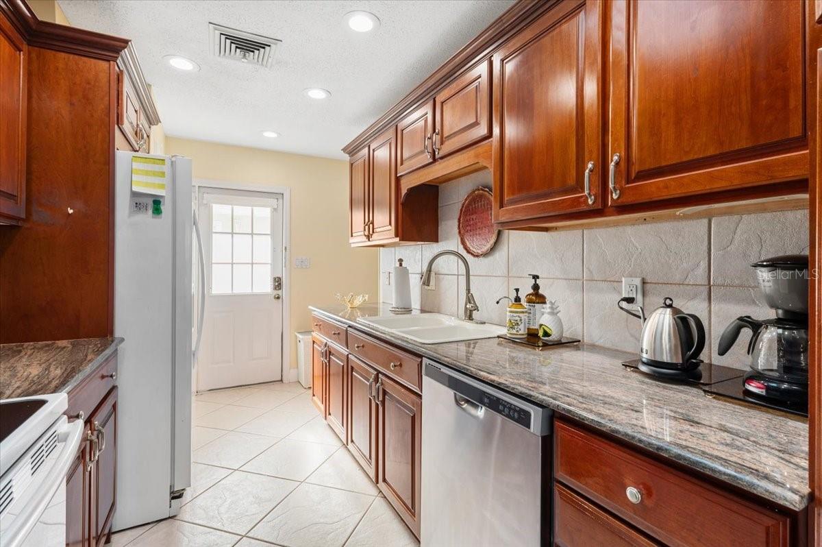 1387 MOONMIST DR #G2, SARASOTA, FL, 34242