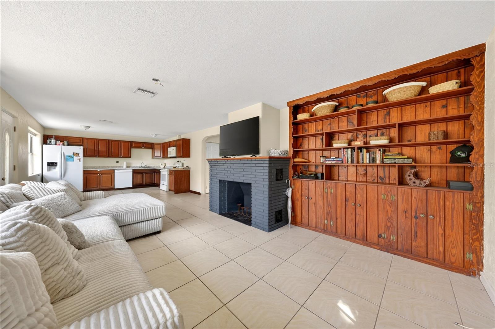 71 FAIRVIEW AVE, ORMOND BEACH, FL, 32174