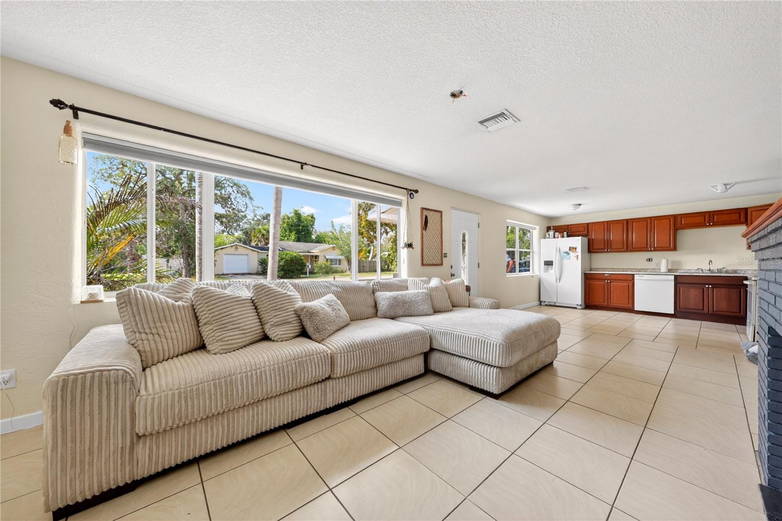 71 FAIRVIEW AVE, ORMOND BEACH, FL, 32174
