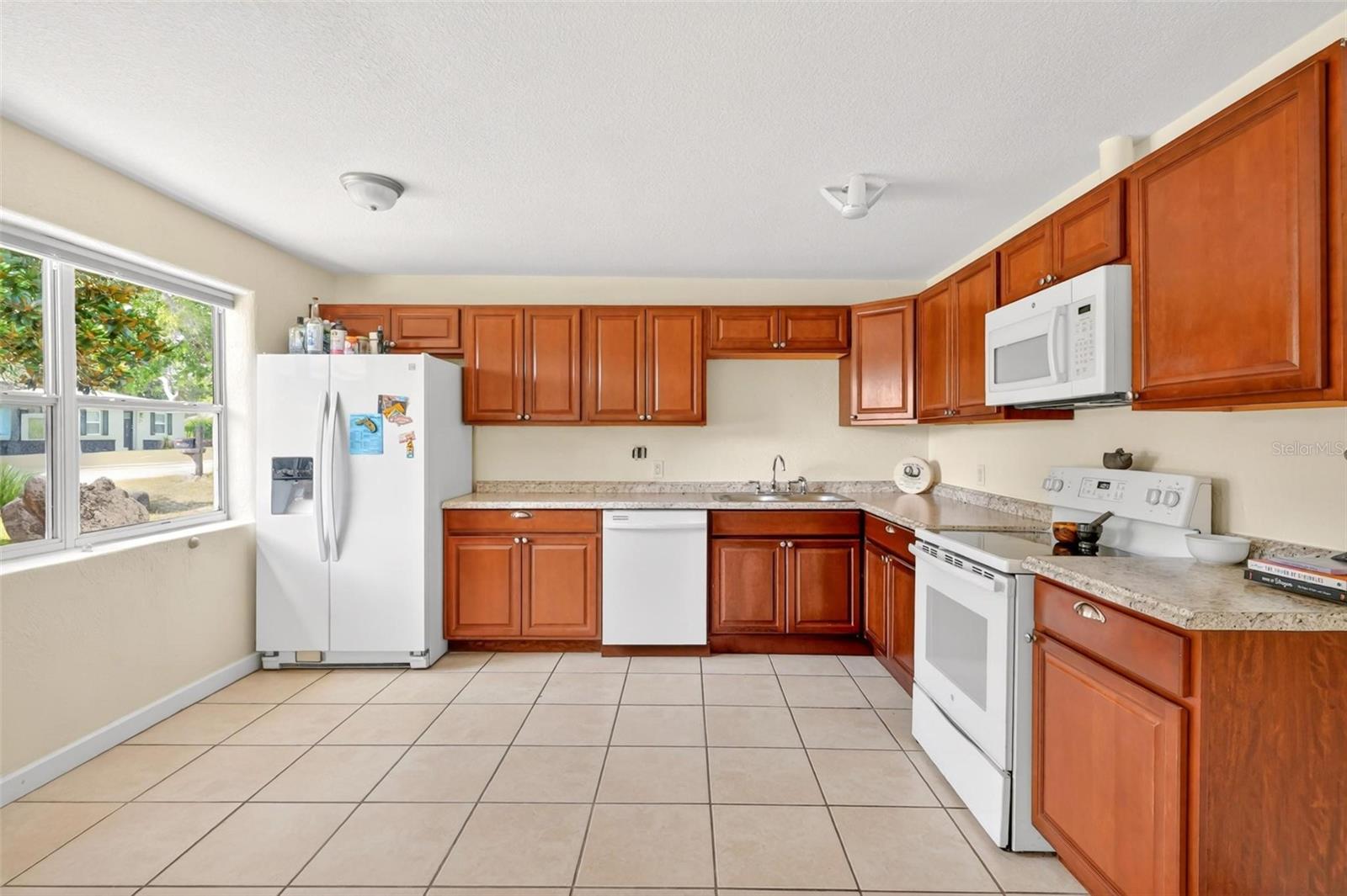 71 FAIRVIEW AVE, ORMOND BEACH, FL, 32174