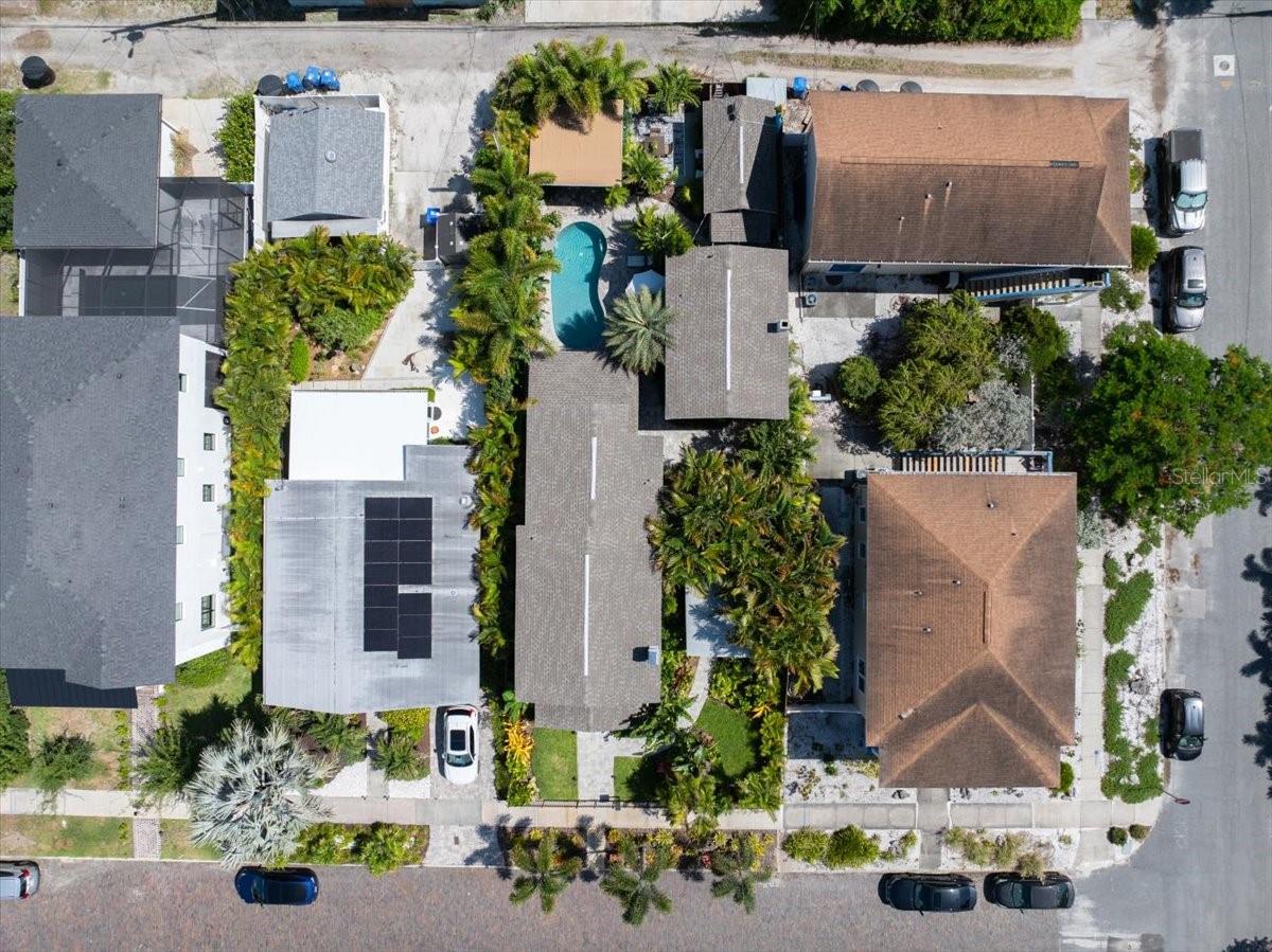 2450 BURLINGTON AVE N, ST PETERSBURG, FL, 33713