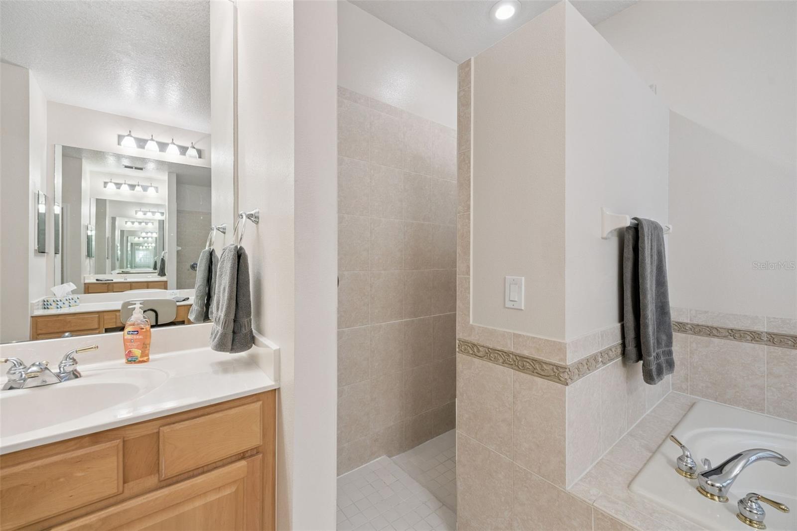 2500 EMERALD TREE LN, APOPKA, FL, 32712