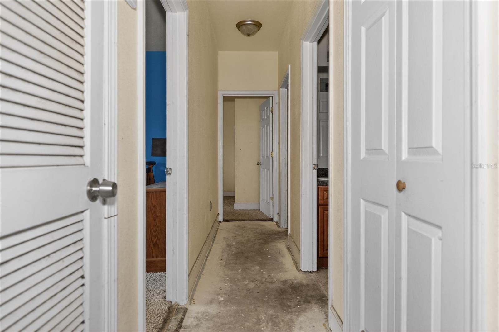 4700 WOODY RD, MARIANNA, FL, 32448