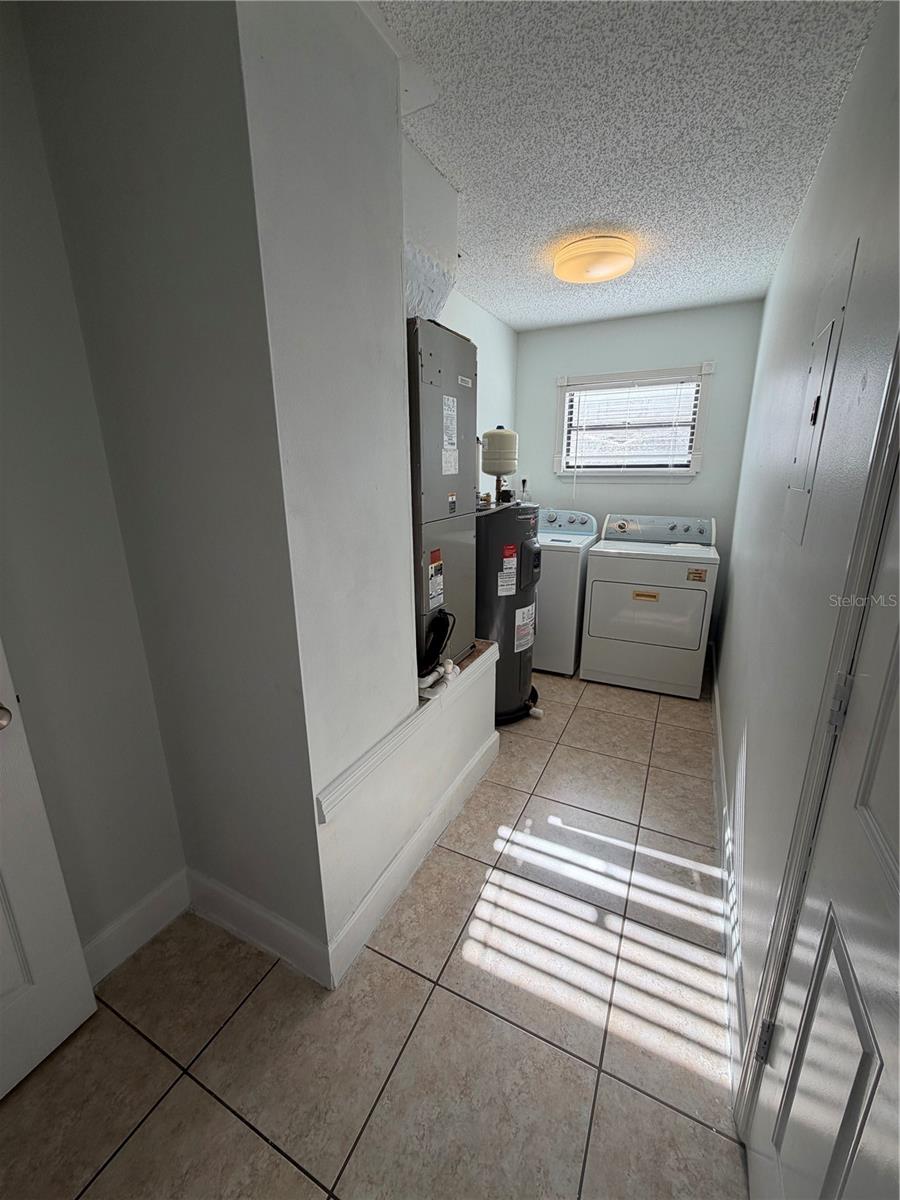 6933 REMBRANDT DR, ORLANDO, FL, 32818