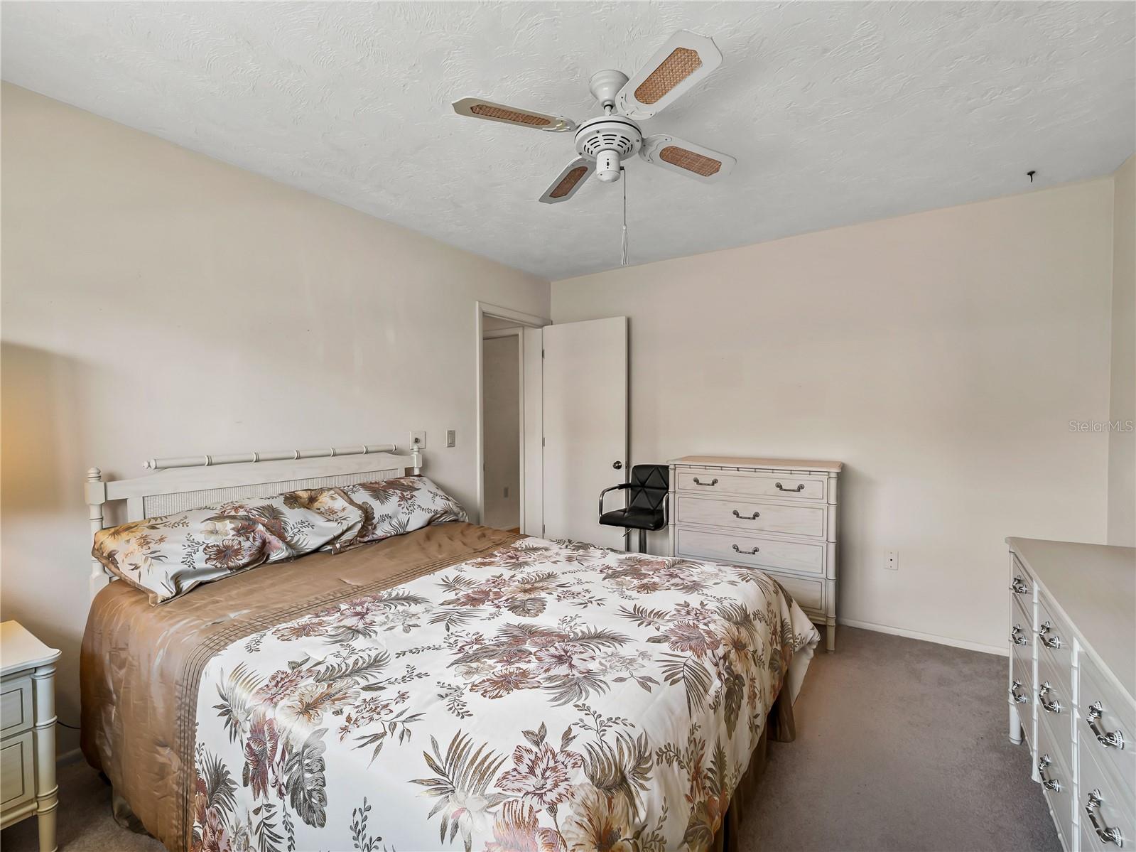 1619 E CYPRESS POINT DR, VENICE, FL, 34293