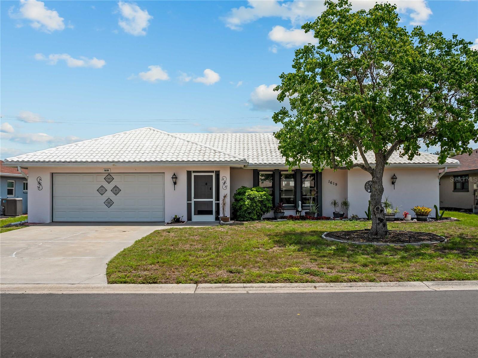 1619 E CYPRESS POINT DR, VENICE, FL, 34293