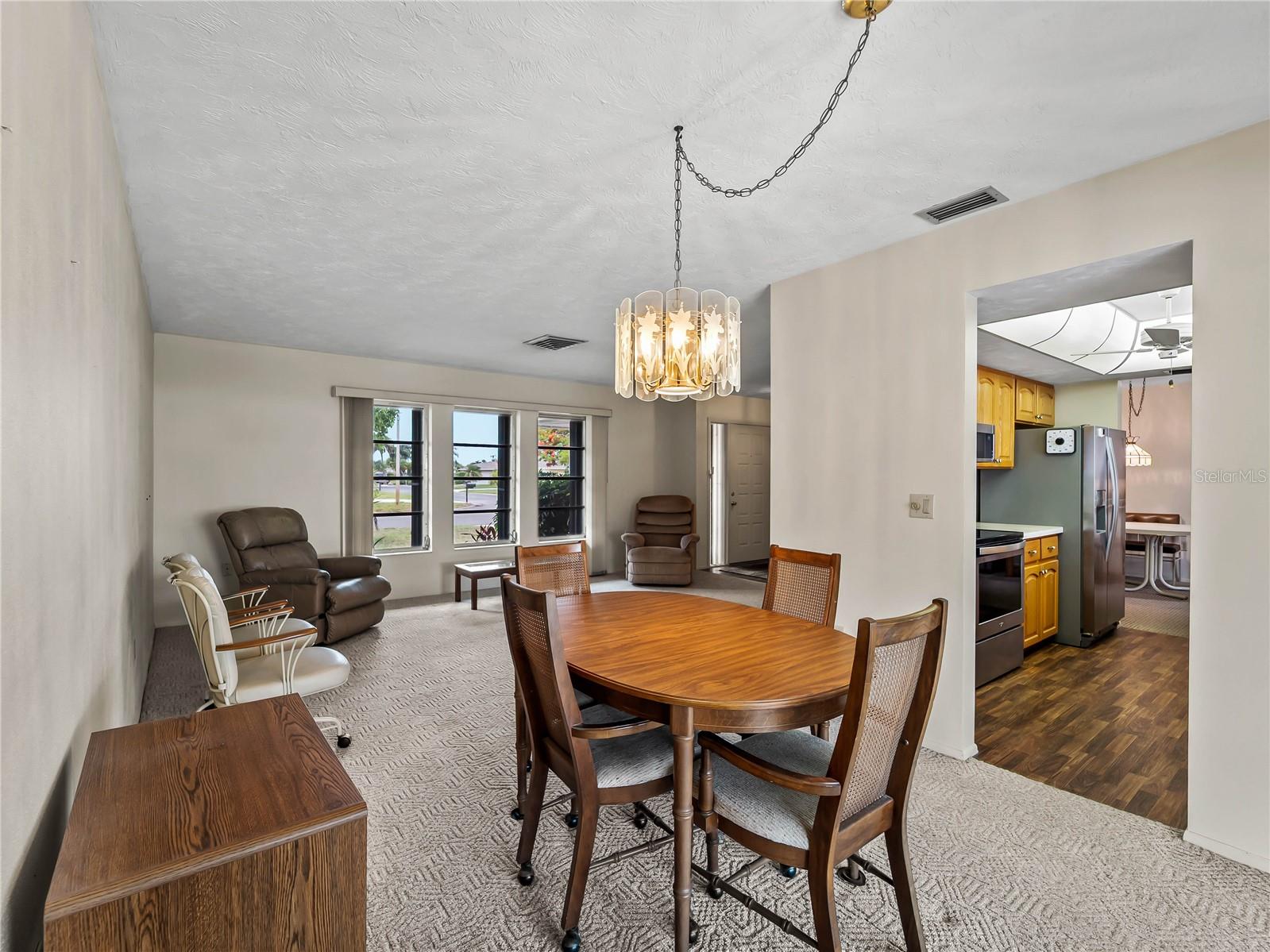 1619 E CYPRESS POINT DR, VENICE, FL, 34293