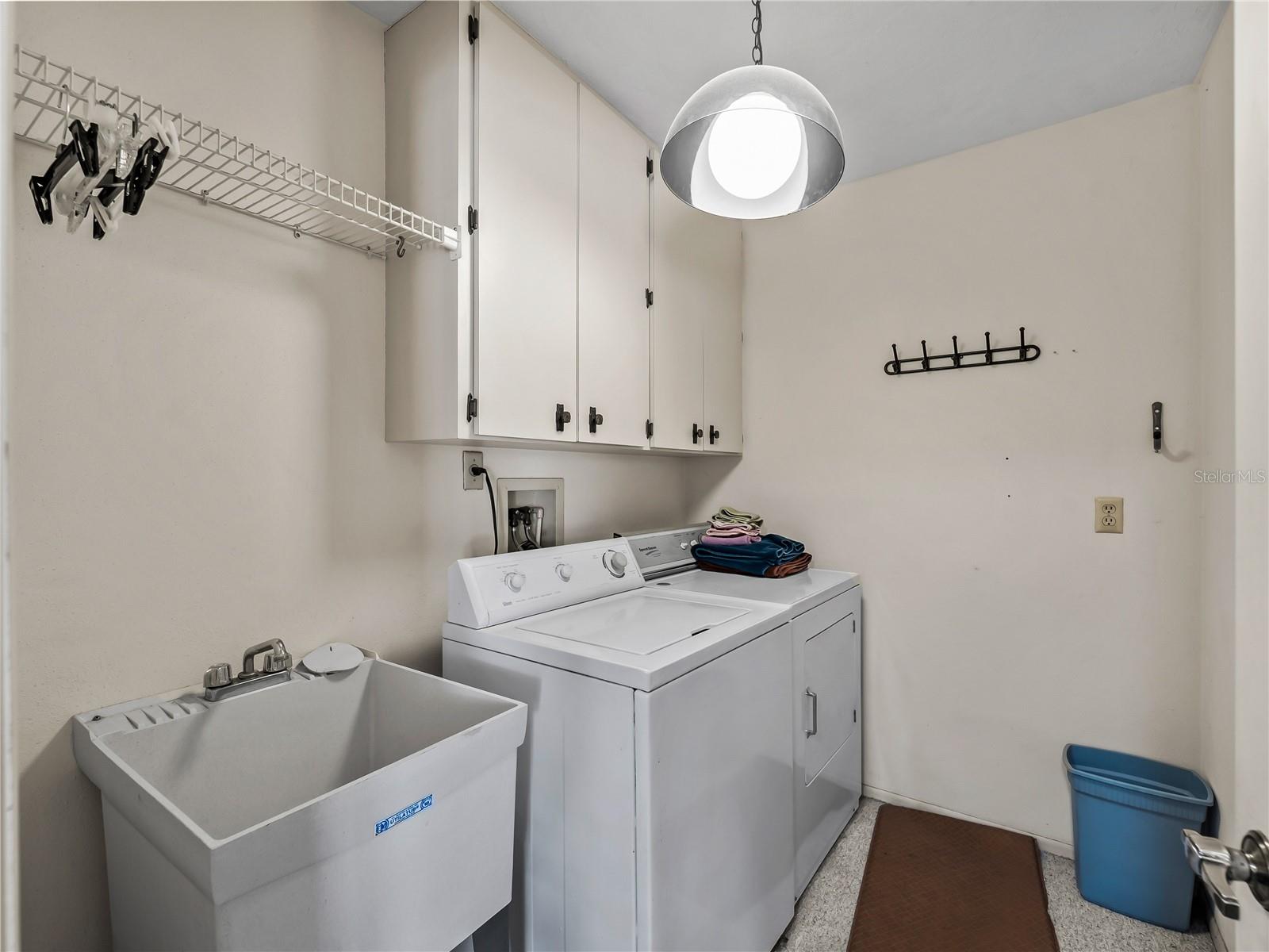 1619 E CYPRESS POINT DR, VENICE, FL, 34293