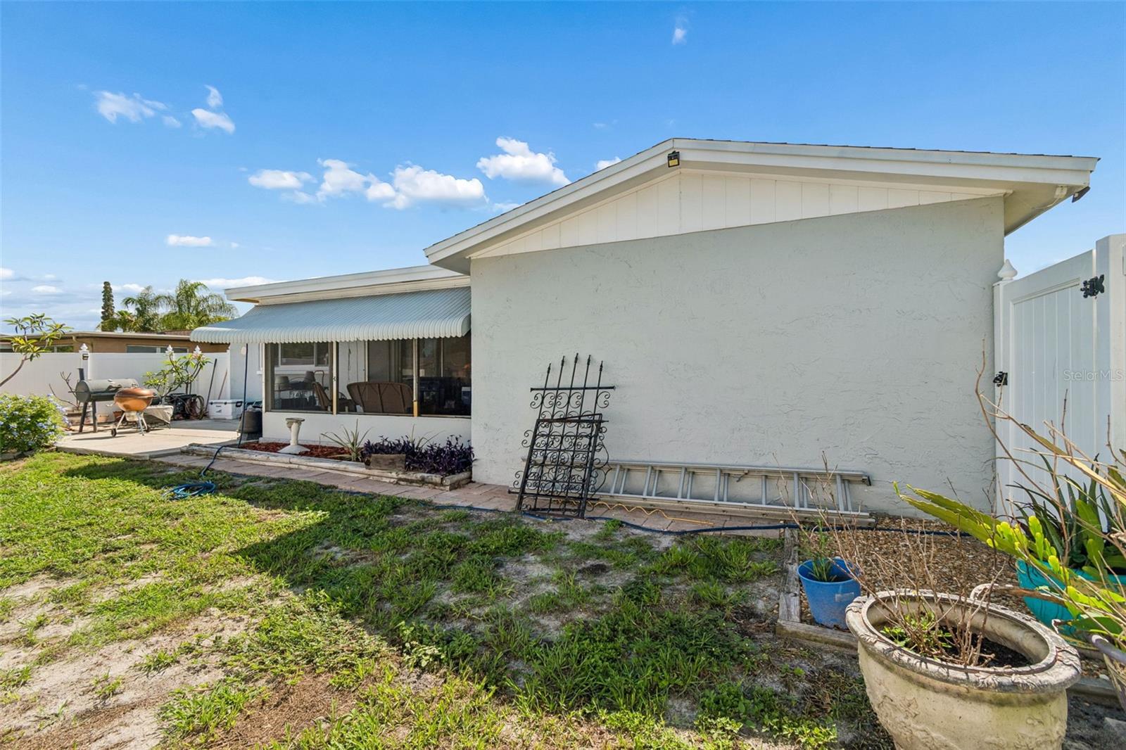 9221 RAINBOW LN, PORT RICHEY, FL, 34668
