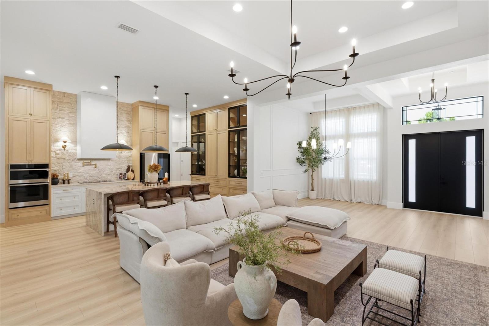 295 WHITE MARSH LN, ROTONDA WEST, FL, 33947