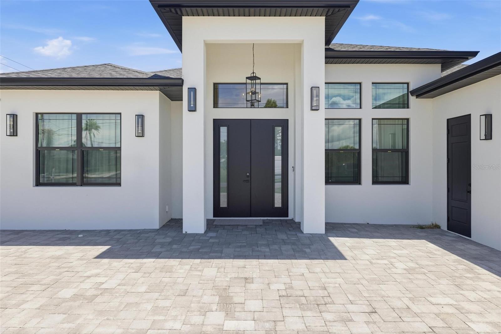 295 WHITE MARSH LN, ROTONDA WEST, FL, 33947